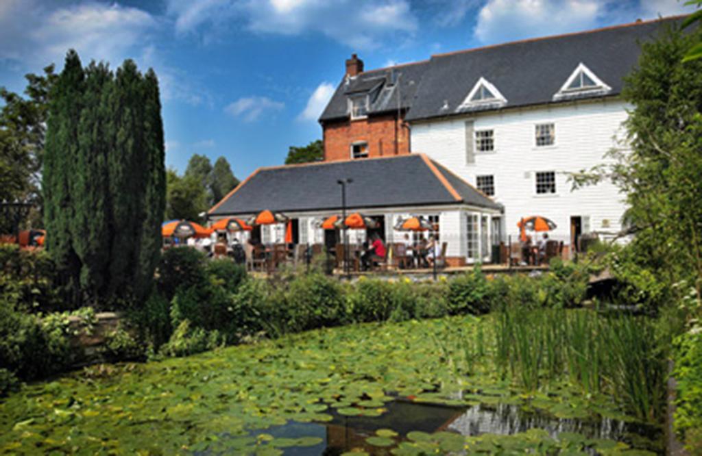 The Riverside Inn Chelmsford Exterior foto